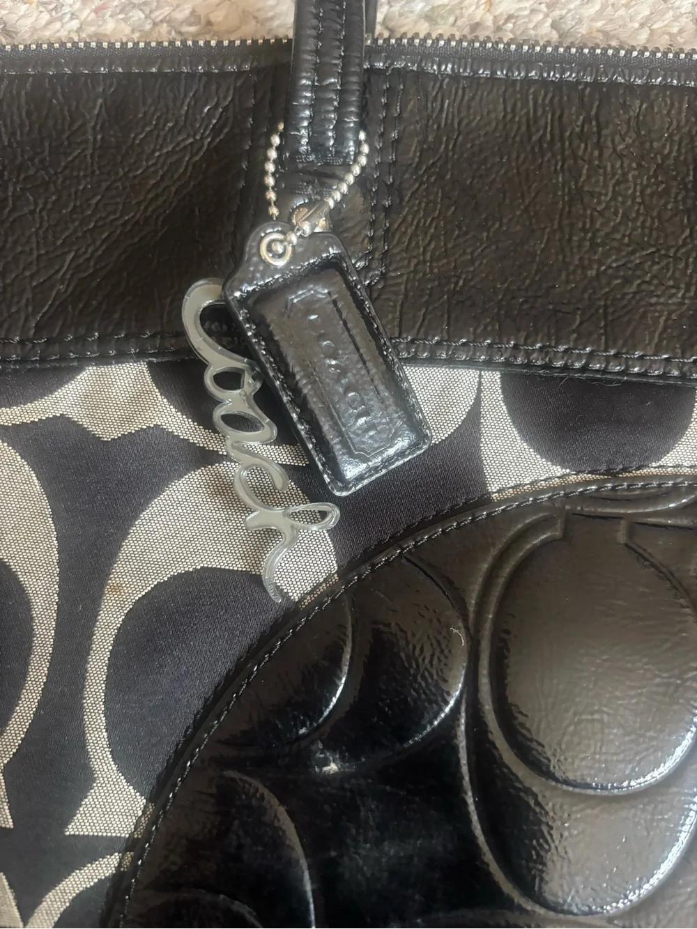 Coach tote signature